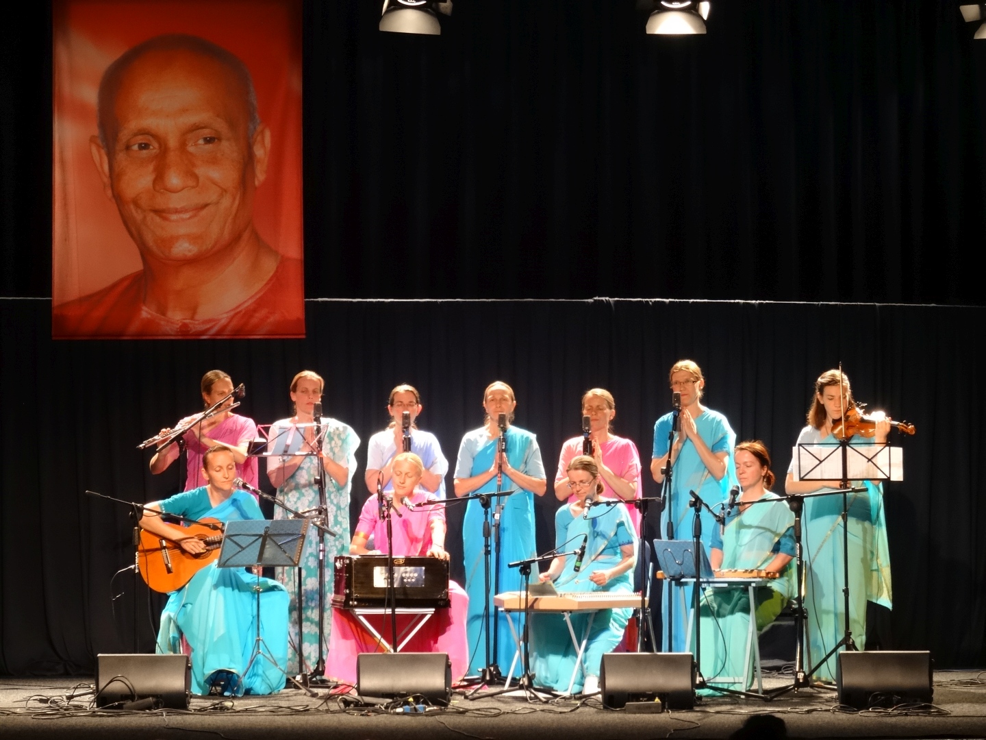 03_songs_of_the_soul_italy_agnikanas_group.jpg