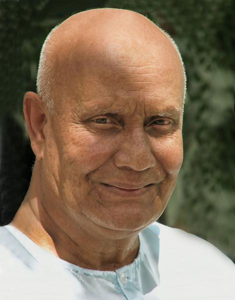 2005_sri-chinmoy.jpg