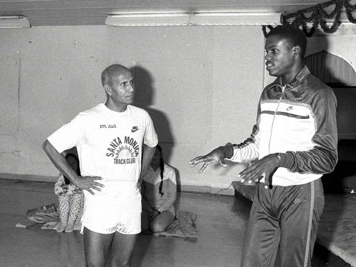 sri_chinmoy_carl_lewis_01.jpg